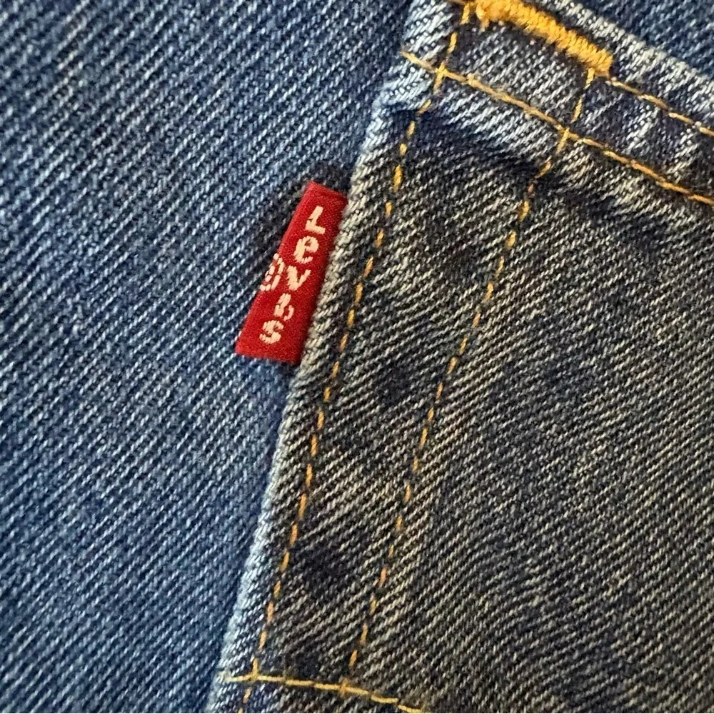 NWT Levi’s 550 Relaxed Fit Jeans Men’s 38x34 – Classic Blue